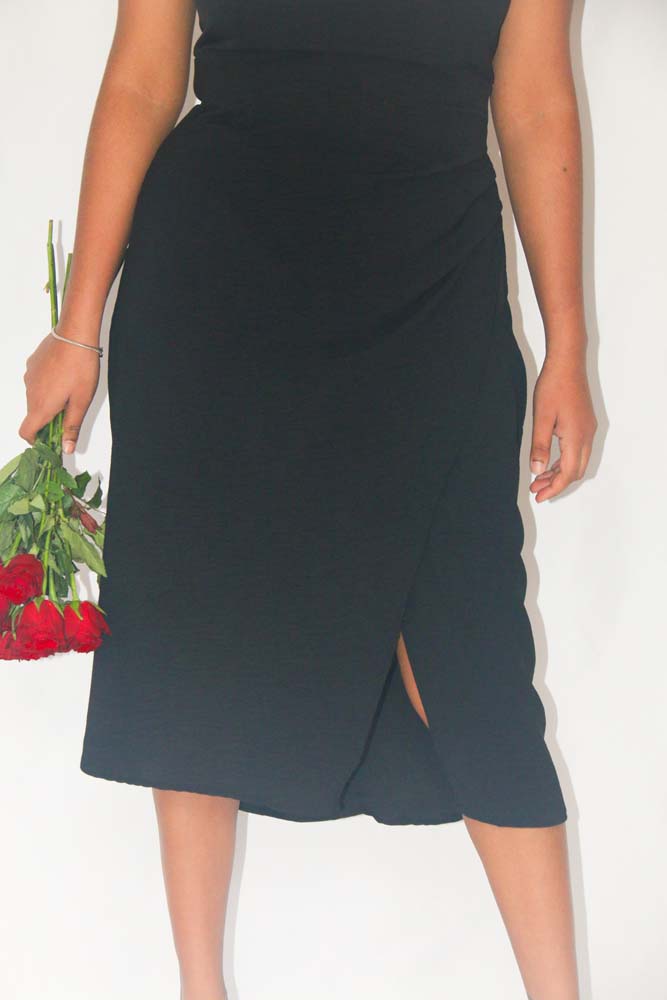 Serina - Black Midi Dress
